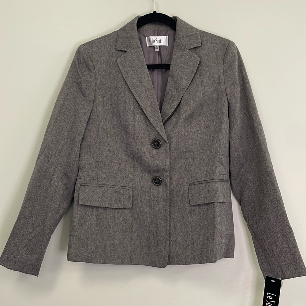 Le Suit women’s blazer in chocolate/ivory size 6 NWT